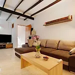 Casa Alexis بيت للعطل